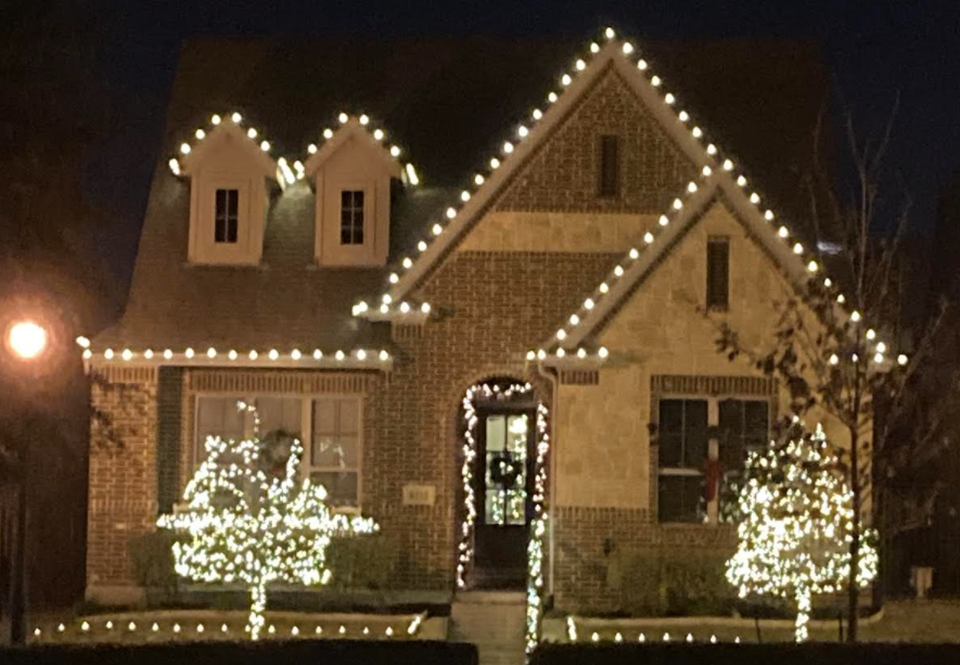 Chicago, Illinois christmas light installers near me