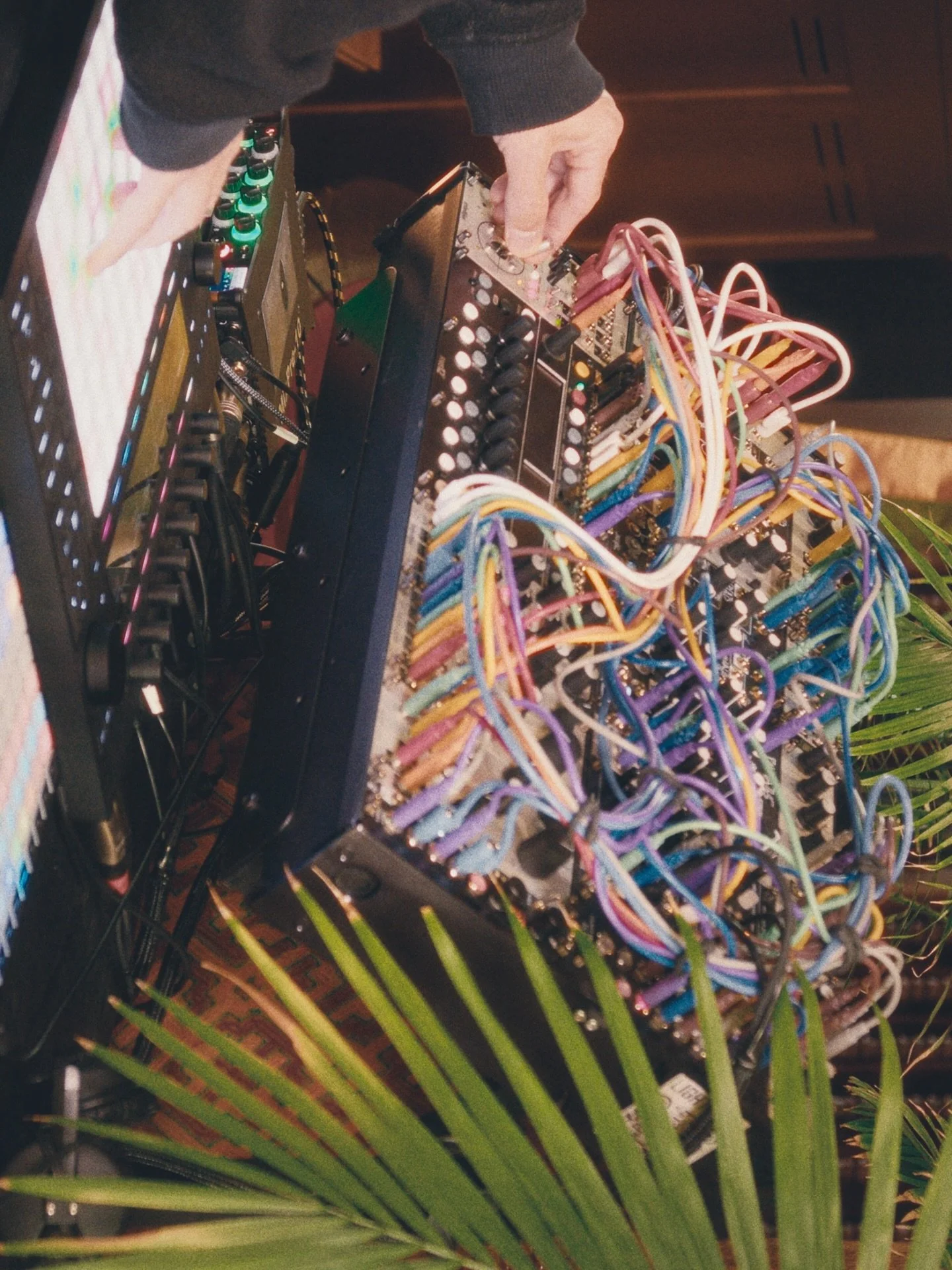 Autumn in NH + PA 🍁 

1. The Stance &bull; LB
2. The Stance &bull; ME
3. The Stance &bull; NP
4. Stained Glass Kaleidoscope 
5. Looming with a student in NH
6. The Letter F
7. Last drops with bro before he moved to Denver
8. 🍁 
9. There&rsquo;s sti