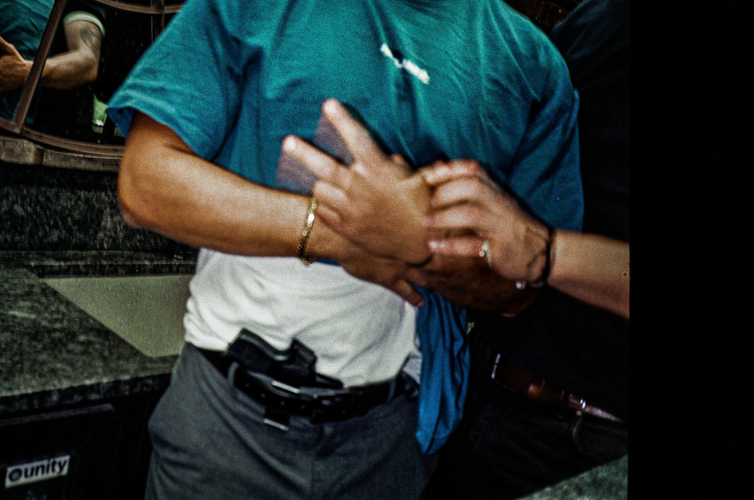 000037900039-2.jpg