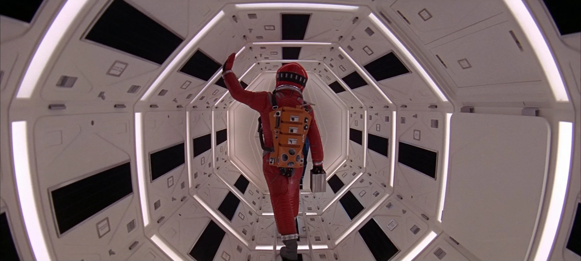 77 - 2001 A Space Odyssey.jpg