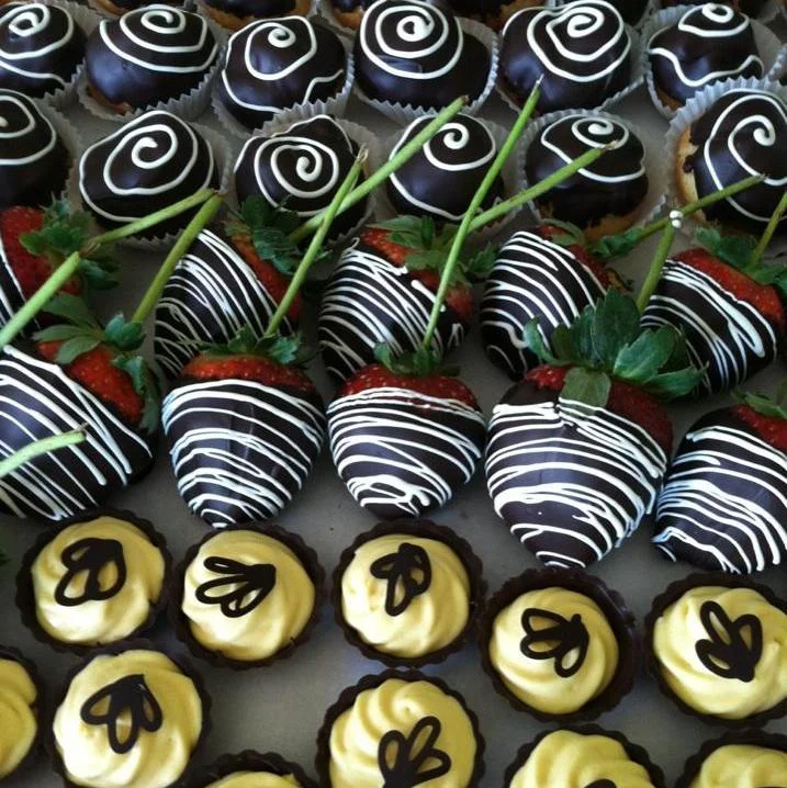 mini pastries aspen_sq.jpg