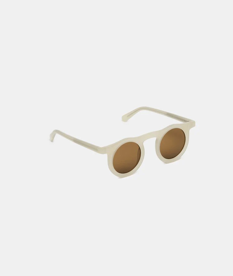 lind vaseline carla colour product photography sunglasses