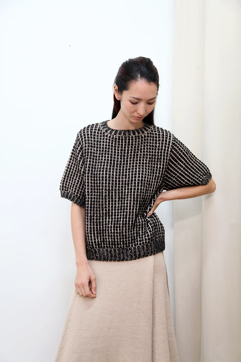 Crocodile Sweater T Kordal womens Womens baby alpaca sustainable fashion black and brown 9-5 workwear ecofriendly sustainable fashion product photography