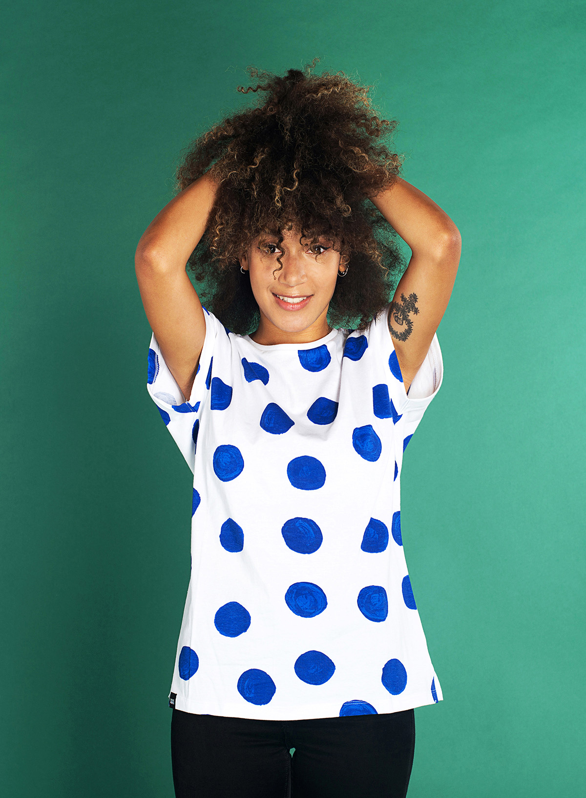 dedicated blue white visby dots t product photography