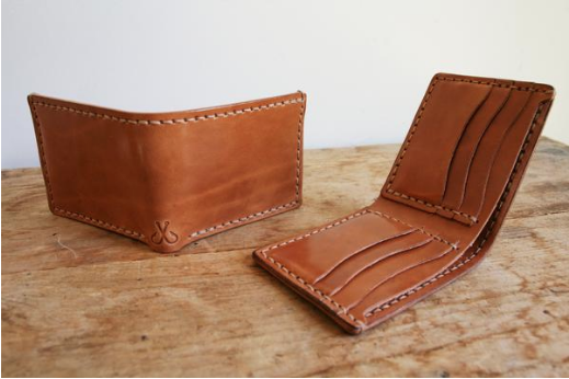 corter classic bifold wallet saddle tan product photography