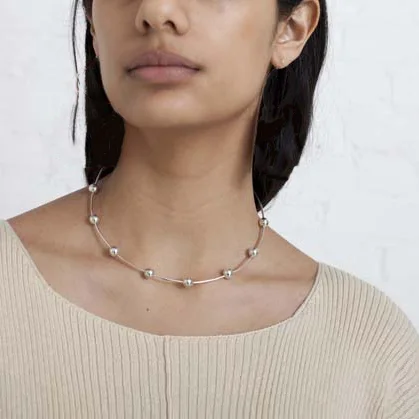 erin considine orbita silver choker product photography