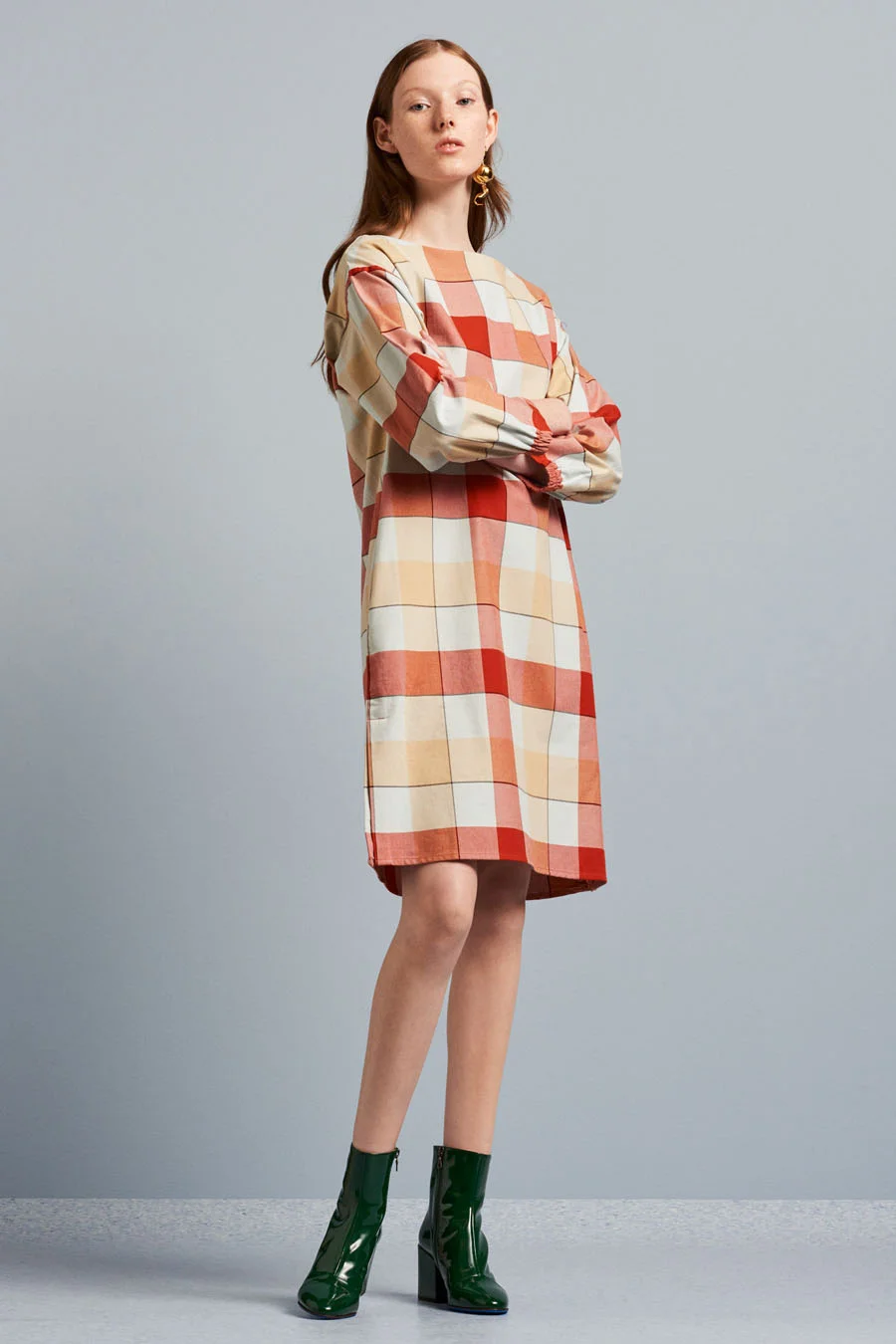 kowtow stance dress product photography