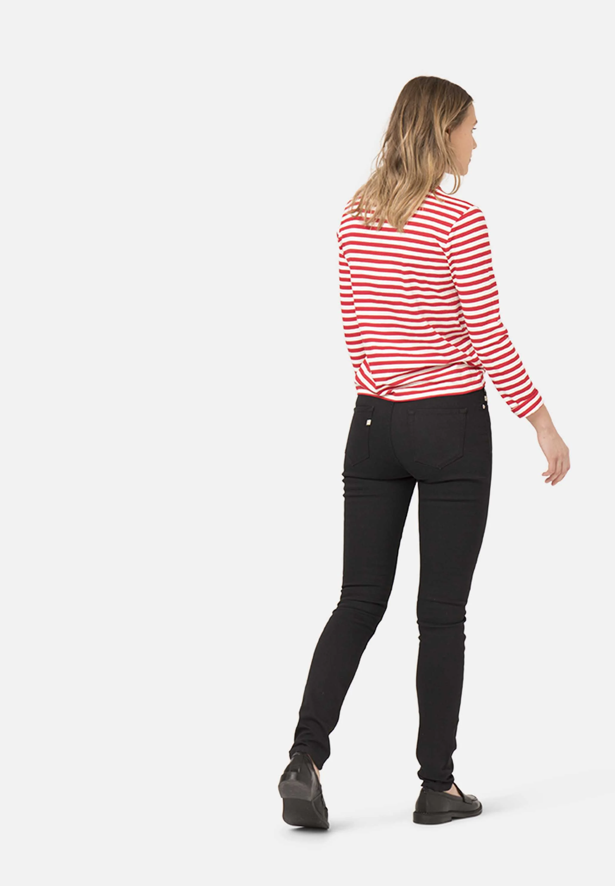 mud jeans skinny hazen black product photography