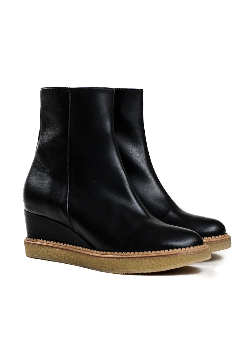 oasis sasha shoe boot