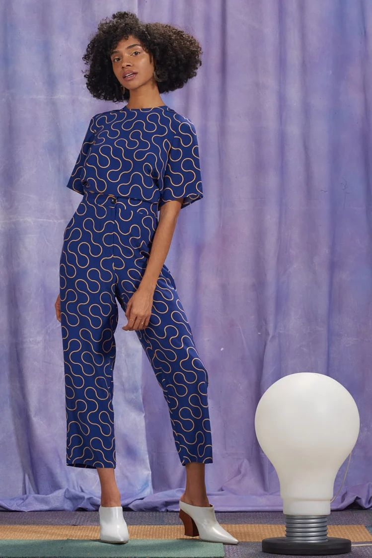 Dusen Dusen lounge pant blue arch blue yellow product photography