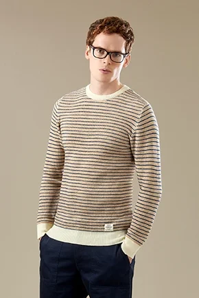 komodo green roux sweater product photography