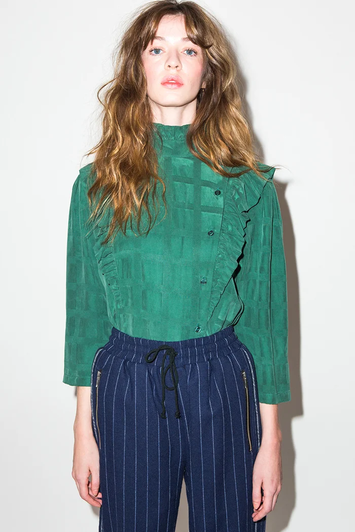 kurt lyle roma blouse certified hunter cupro Sustainable Fashion Product Photograph