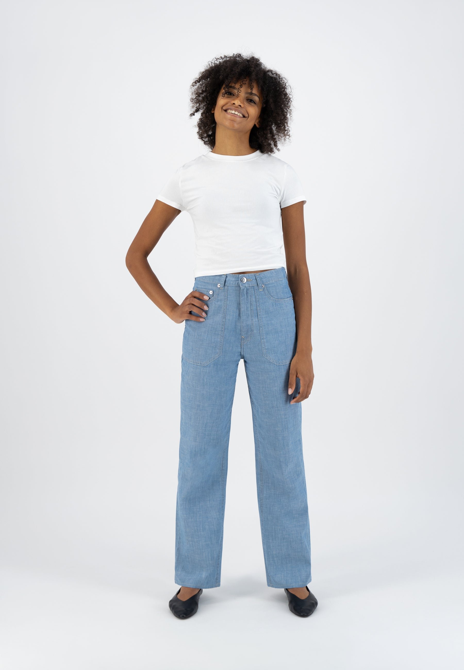 mud jeans wyde sara summer rinse recycled organic cotton denim sustainable fair trade fashion product photography