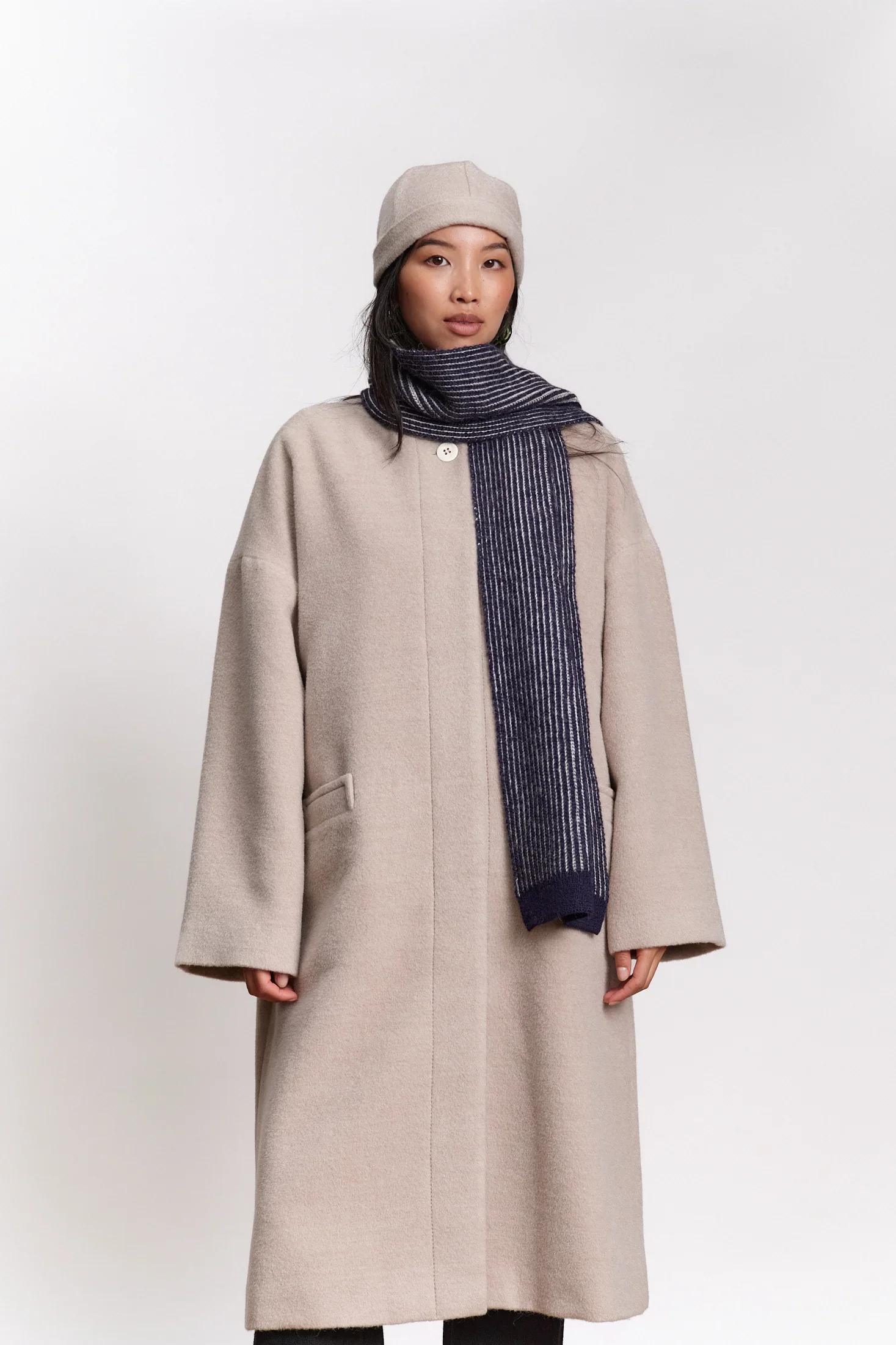 Jungle Folk Baby Alpaca Brook Scarf navy ecru product photography