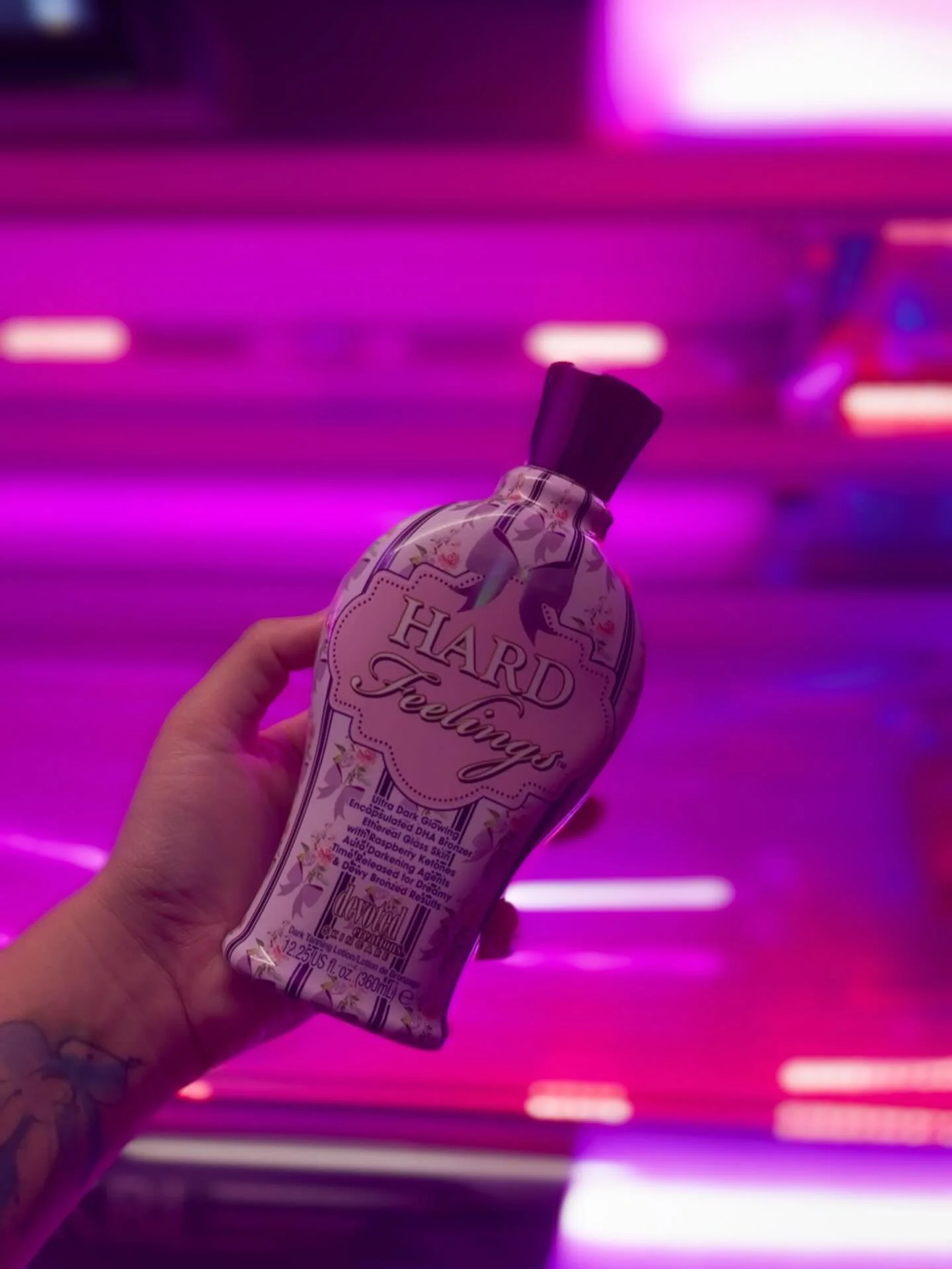 Hard feelings, hotter tan, zero regrets this spring break. 😮&zwj;💨🔥✈️
Bestie&hellip; spring break is knocking. Where you at?! Your base tan has BEEN waiting. Don&rsquo;t be the friend who taps out day one because of a sunburn 🙅&zwj;♀️ Start your 