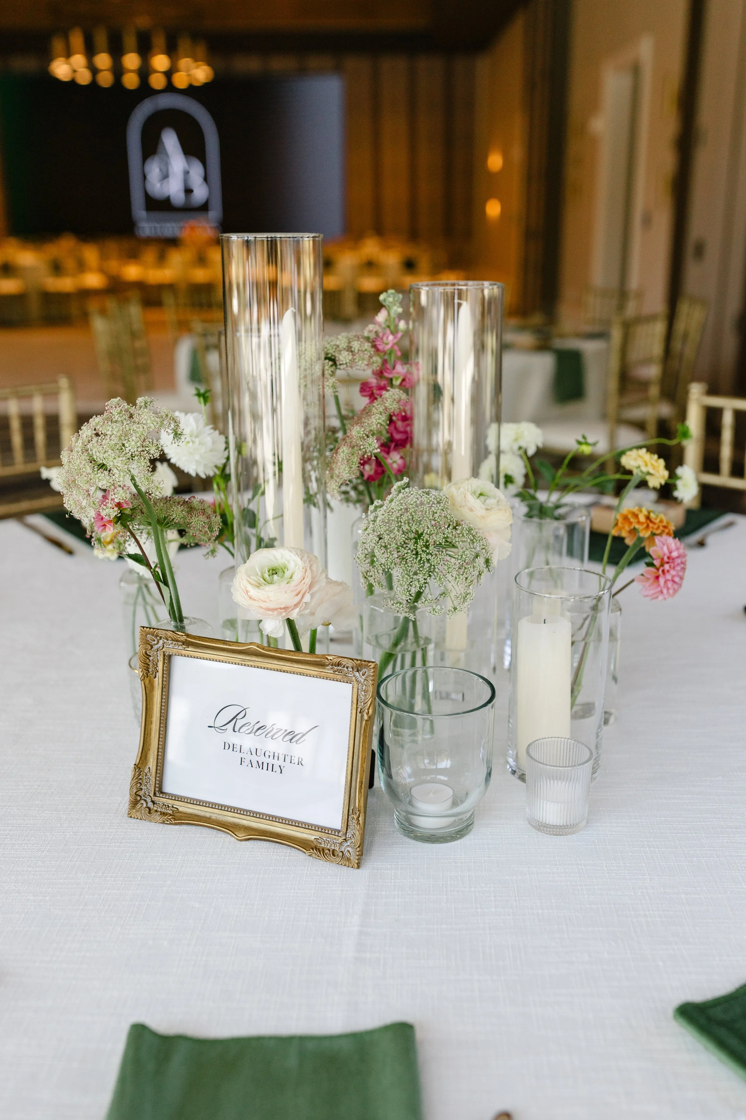Mr.andMrs.BenjaminDeLaughter_507.jpg