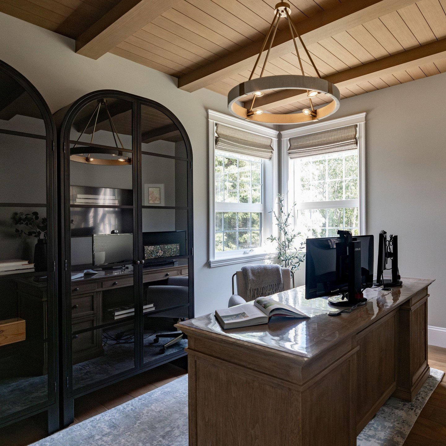 A well crafted and designed home office will give you ultimate productivity!⁠
⁠
⁠
What do we do best at Quadrant Construction Ltd.?⁠
⁠
Q uality Construction. ⁠
C ommunicate and Listen. ⁠
L eadership In Project Execution.⁠
⁠
At QCL we are committed to