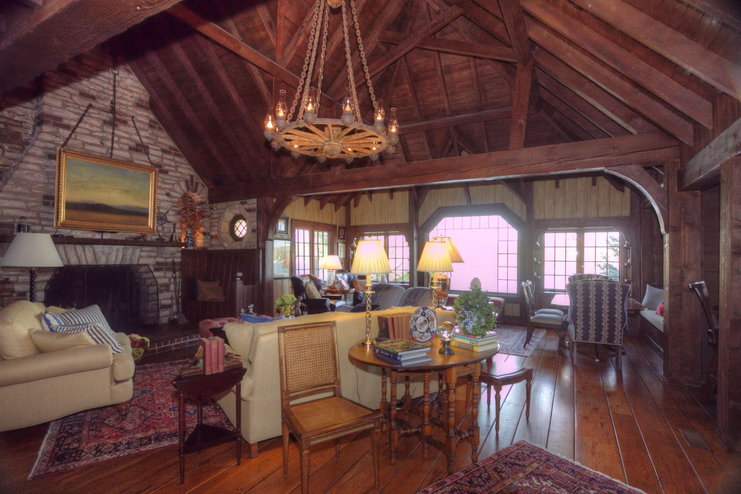 L-23 Livingroom.jpg