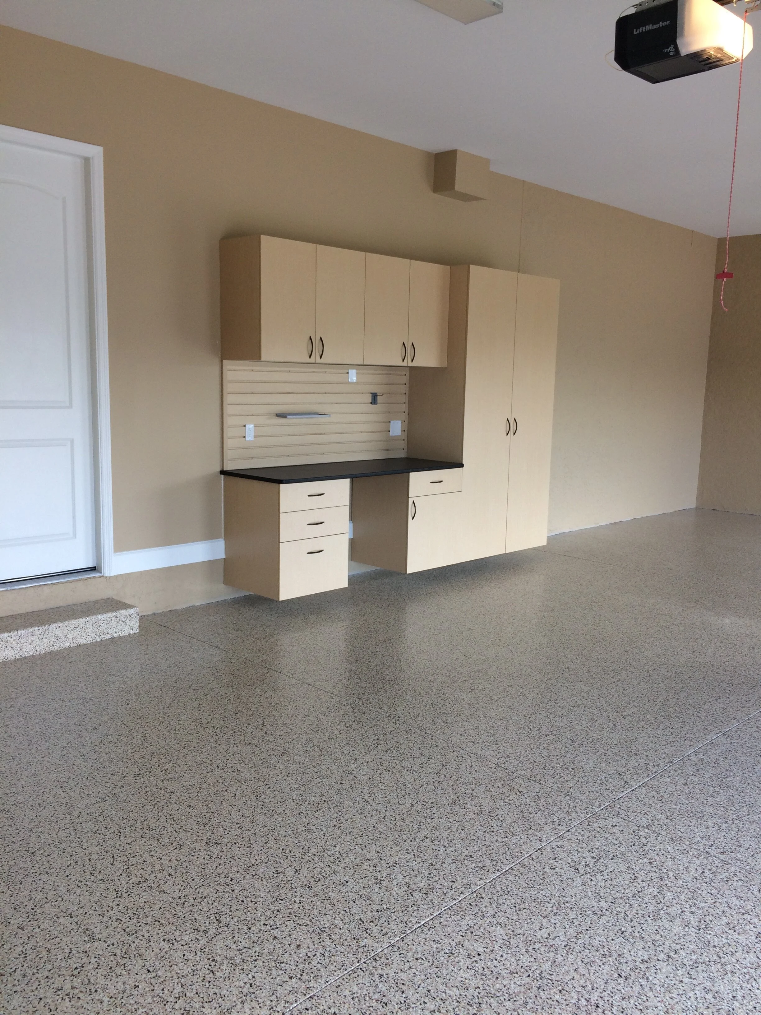 Benefits of Installing PVC Slatwall in Your Naples, Florida Garage