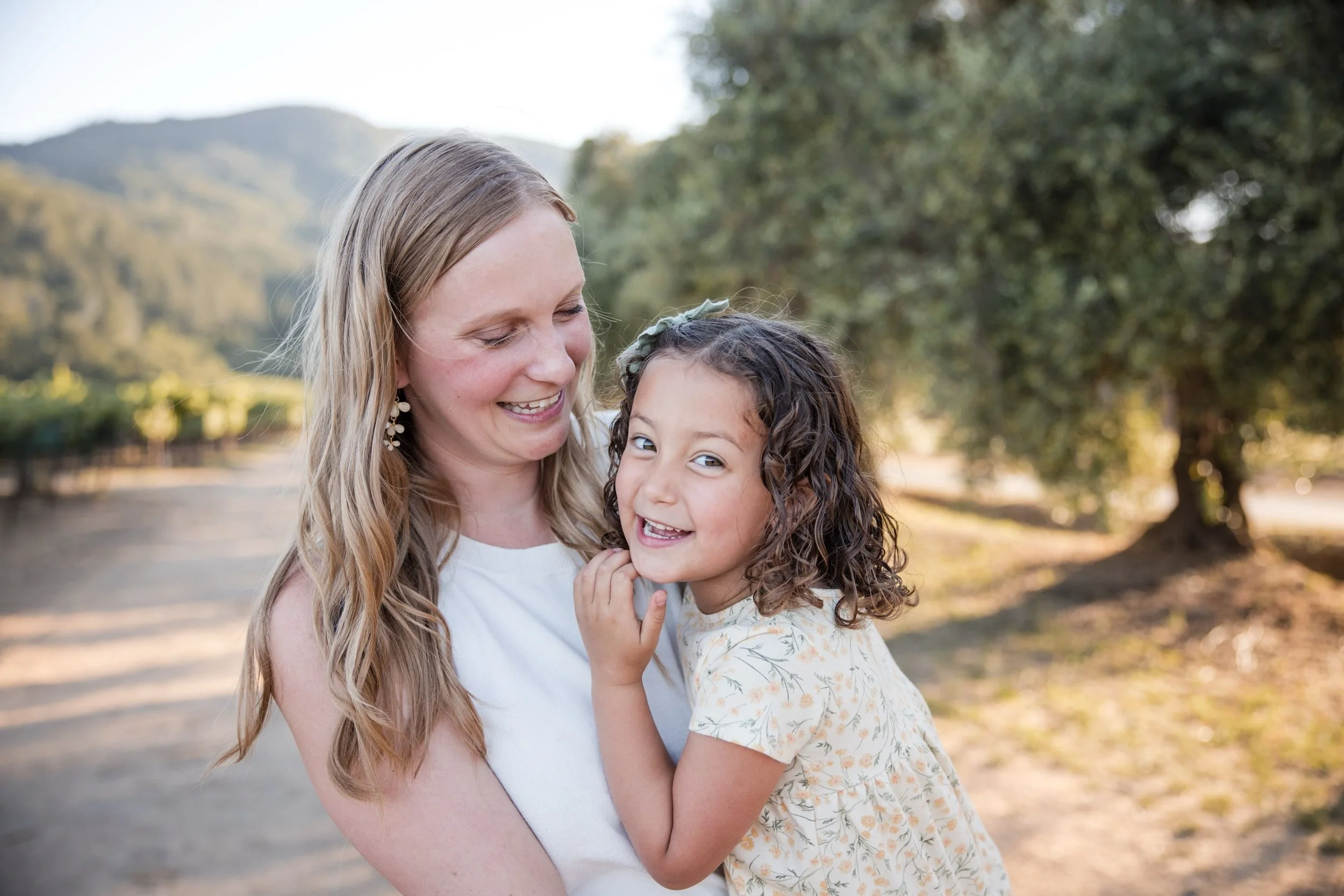 Let&rsquo;s run, let&rsquo;s play, let&rsquo;s be silly. I can almost guarantee that if you show up to your family session ready to have fun with your family, it will go well, your kids will have fun, and you will love your photos ✨💛

I am so excite