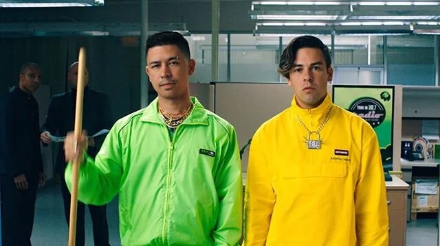 Grooming &amp; prosthetic application on @thenoelmiller &amp; @codyko for @tmgforreal &ldquo;Broke Bitch&rdquo; music video 🤑