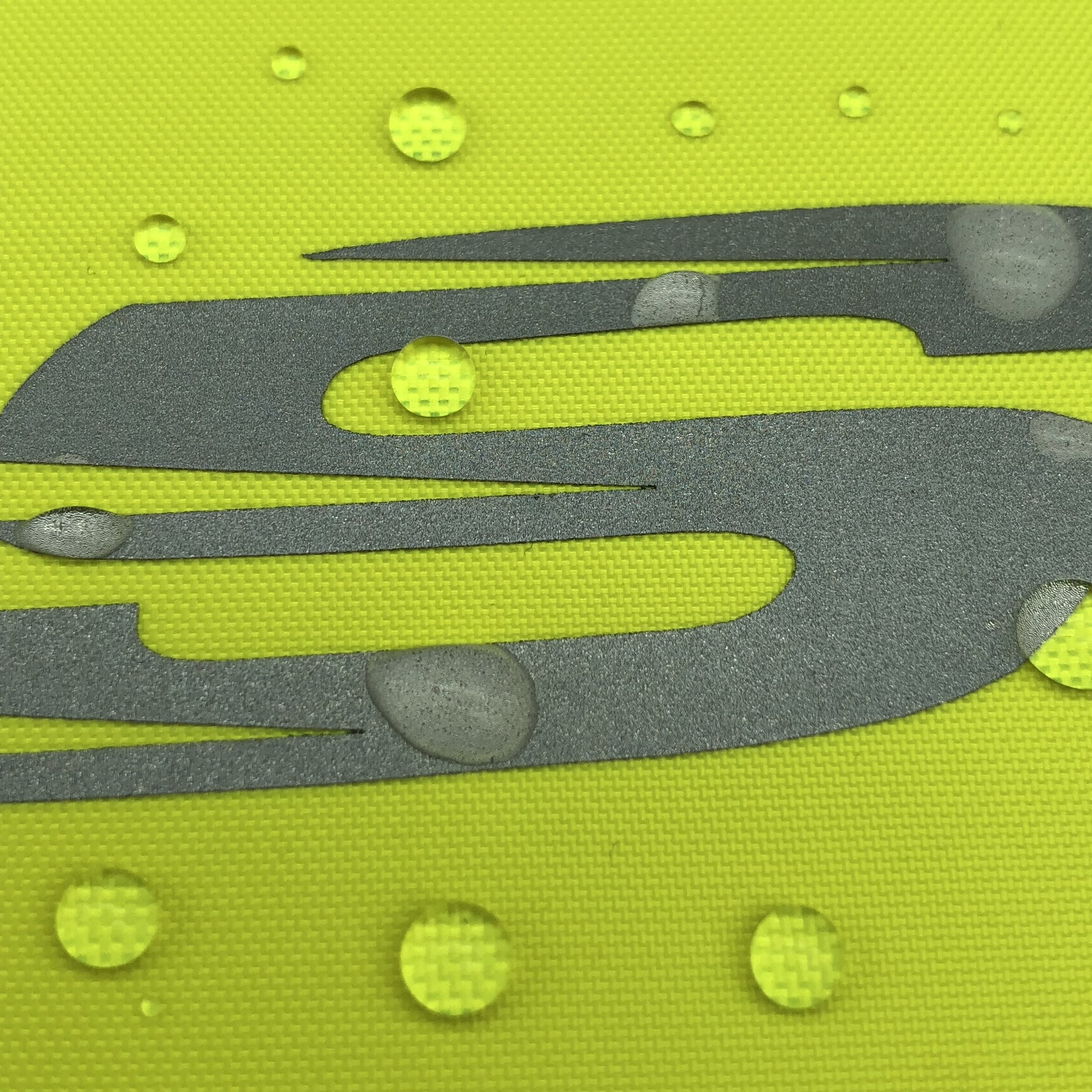 Water-repellent reflective transfer