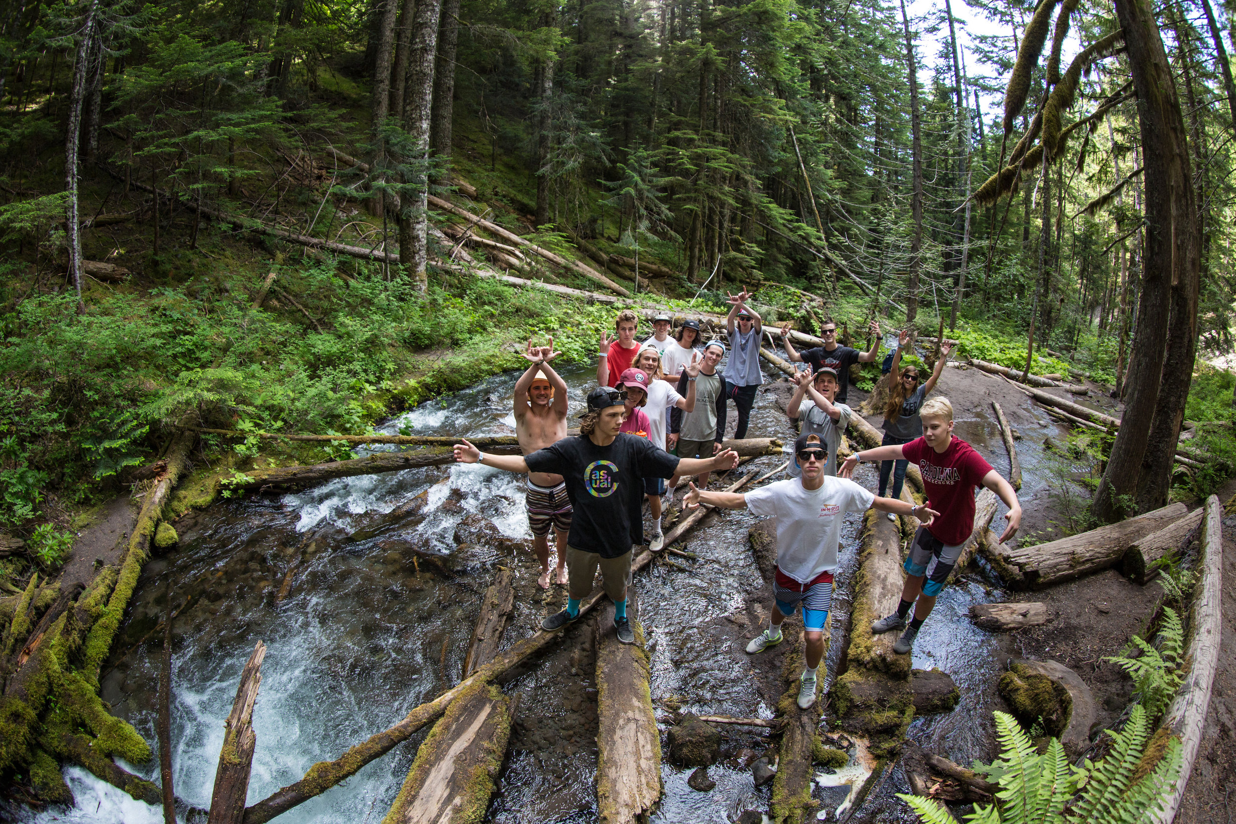 20150717_kern_session4_campers_web_hiking_activity_trail_brochure_waterfall_lifestyle_staff-3.jpg