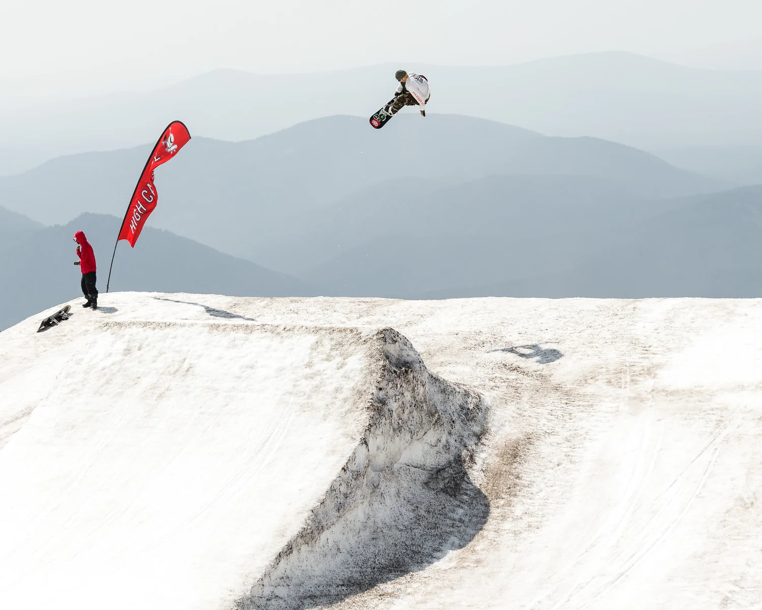 camp ride snowboard Seven Valdez Snowboard, Summit Bindings We’re going back to summer