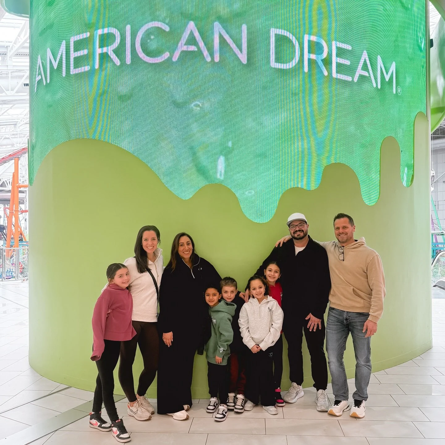 A little NY and a whole lotta love, laughter and overstimulation! 🤣 

@americandream mall + multiple parks with kids + an AMAZING night out @okaru_roslyn with some of my Fairfield U fam celebrating @rmc282&rsquo;s bday! 

My soul cup is FULL!! 🙌🥰

