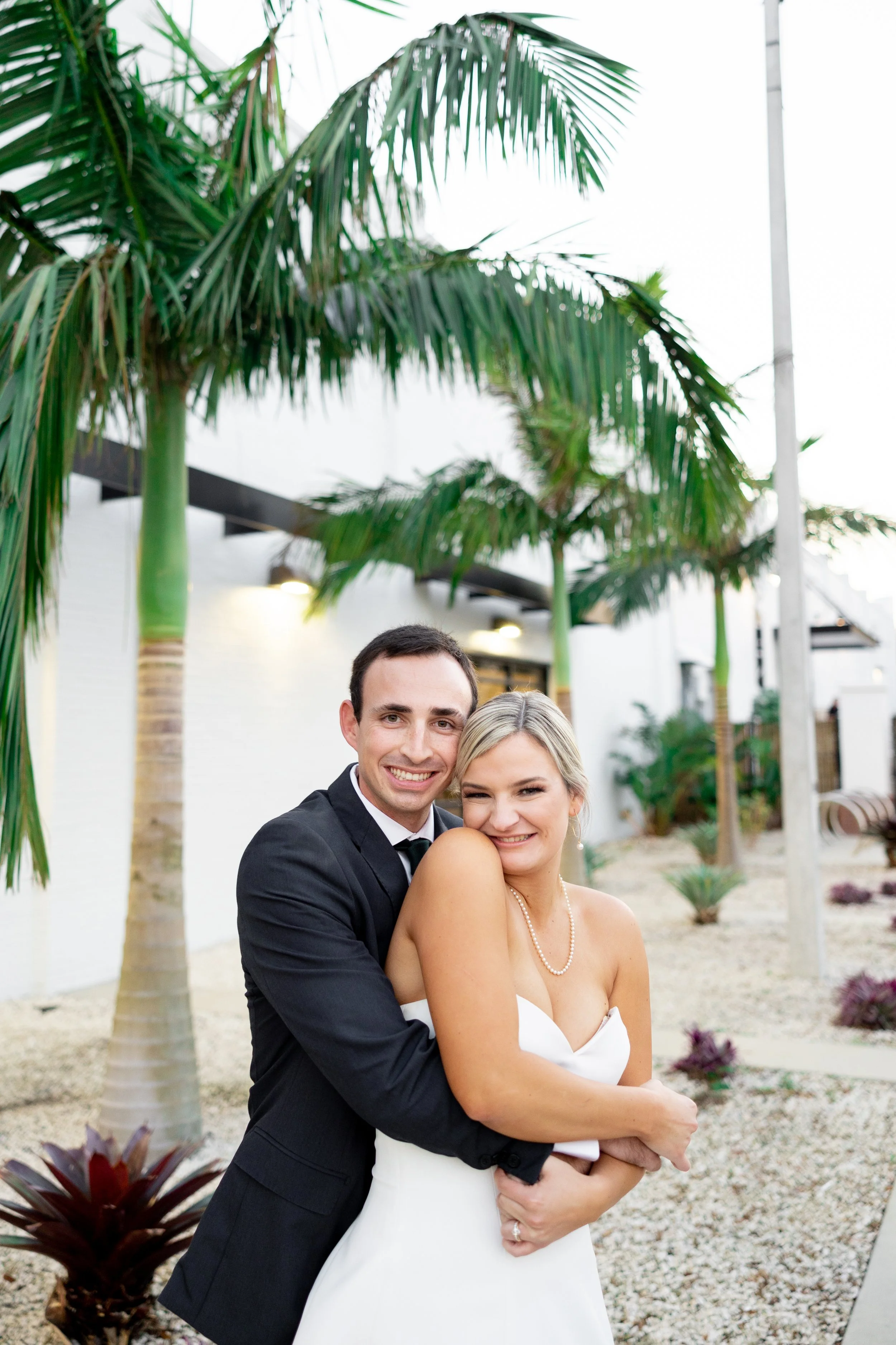 Classic Subtle Christmas Themed Wedding at Haus 820, Lakeland, Florida