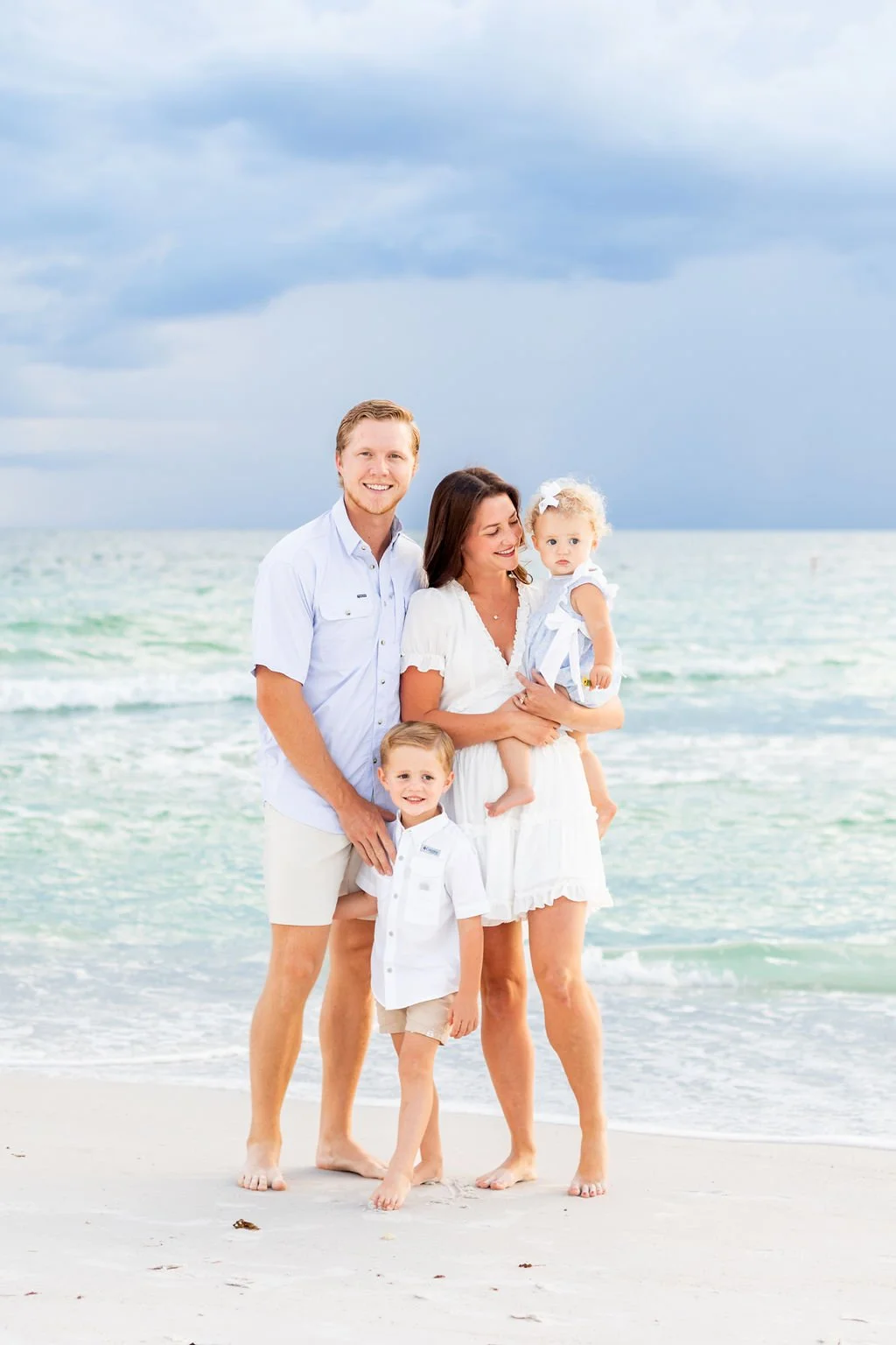 Mainsail Inn Family Mini Session at Holmes Beach on Anna Maria Island, Florida