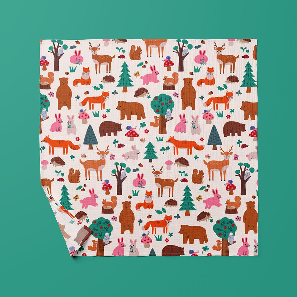 Animals 17_Woodland Animals_Blanket_Yu Yasutake.jpg
