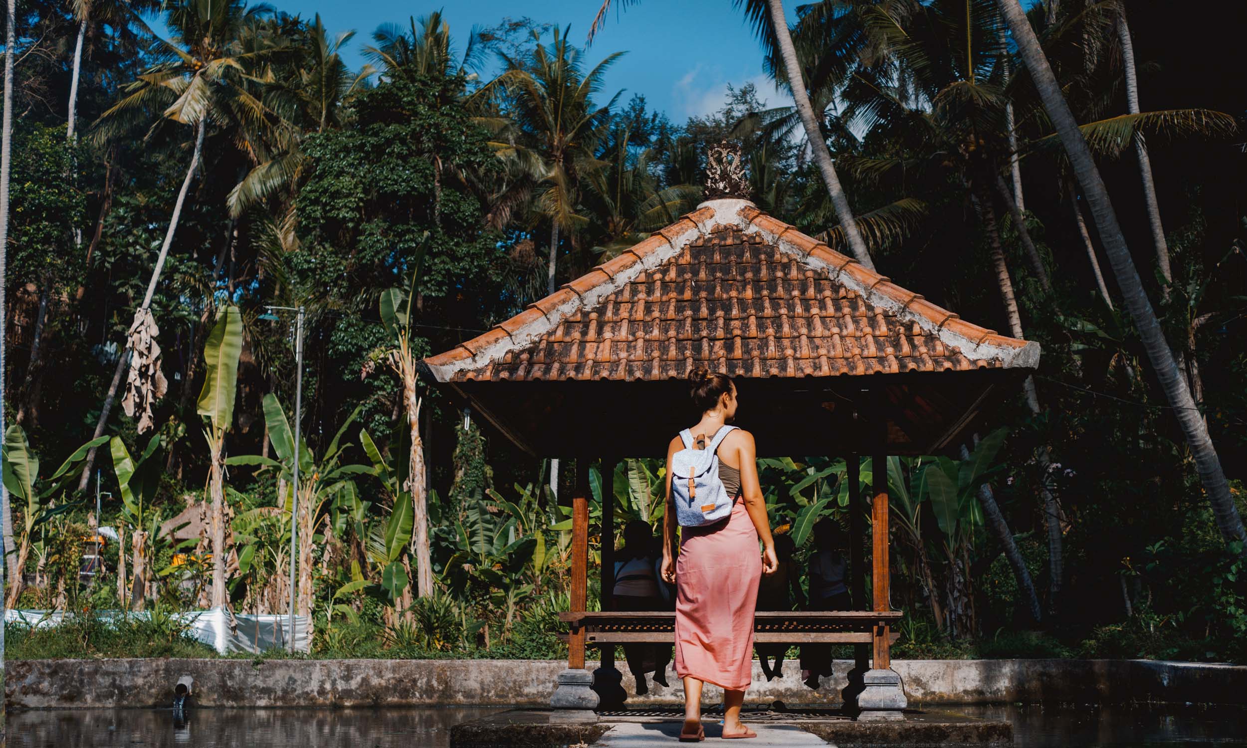 WhatDoesntSuck_Bali_temple.jpg