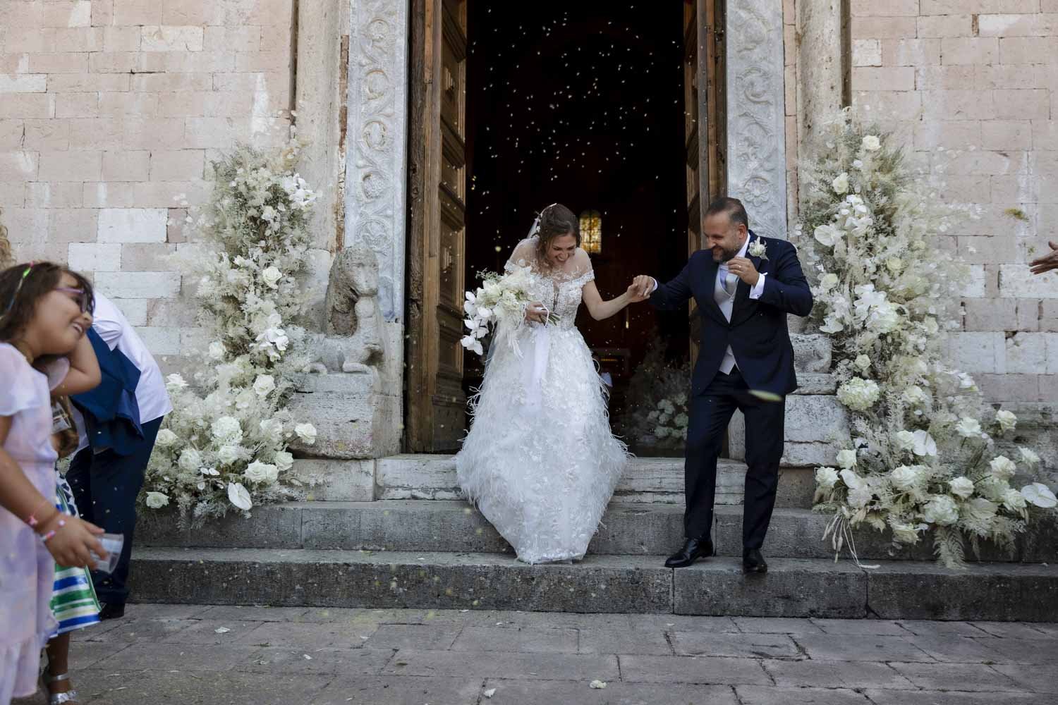 white wedding in Assisi Giulia Barabani wedding planner in Umbria