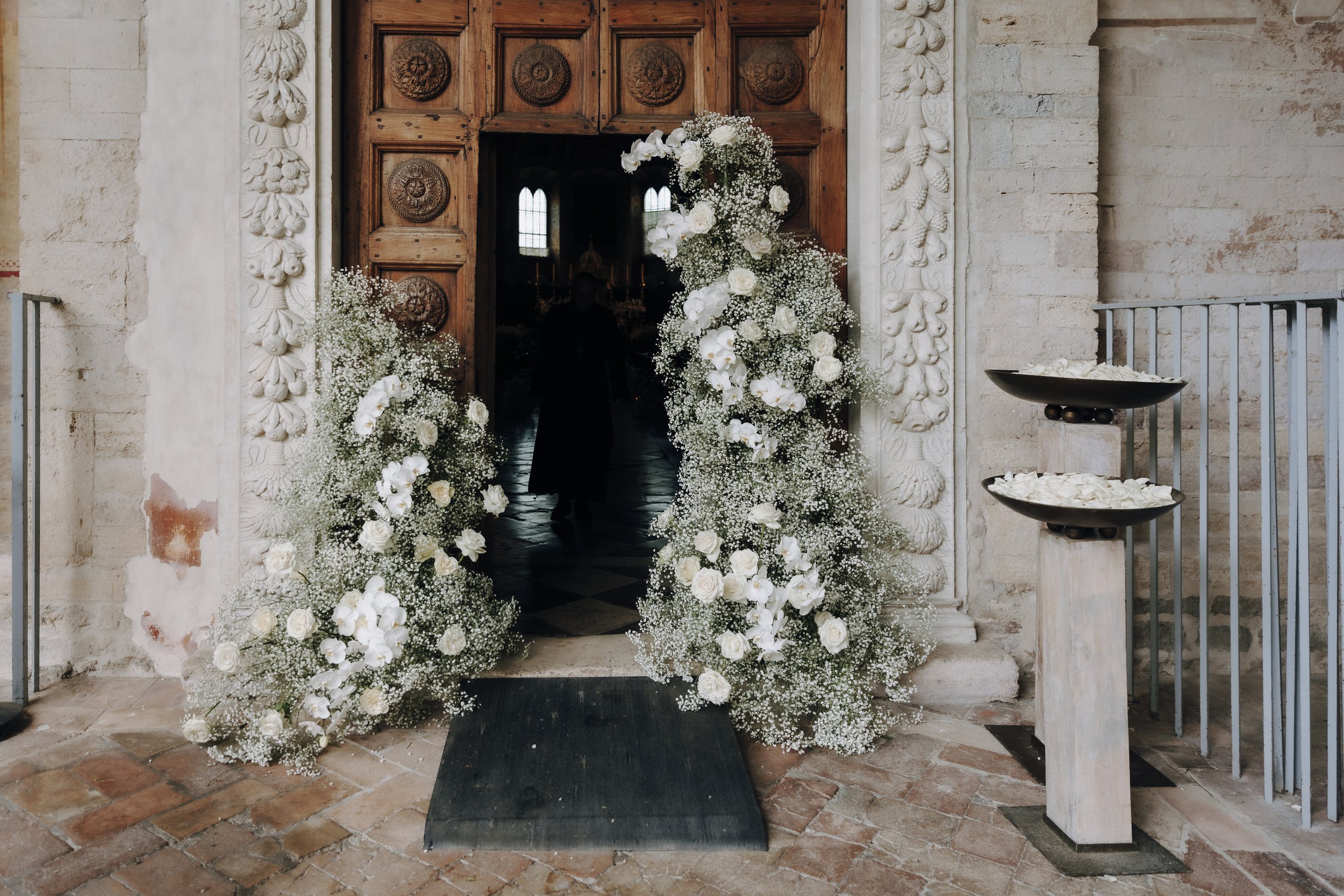 Matrimonio da favola in Umbria, Chiesa di San Pietro Perugia, Giulia Barabani wedding planner e designer in Umbria