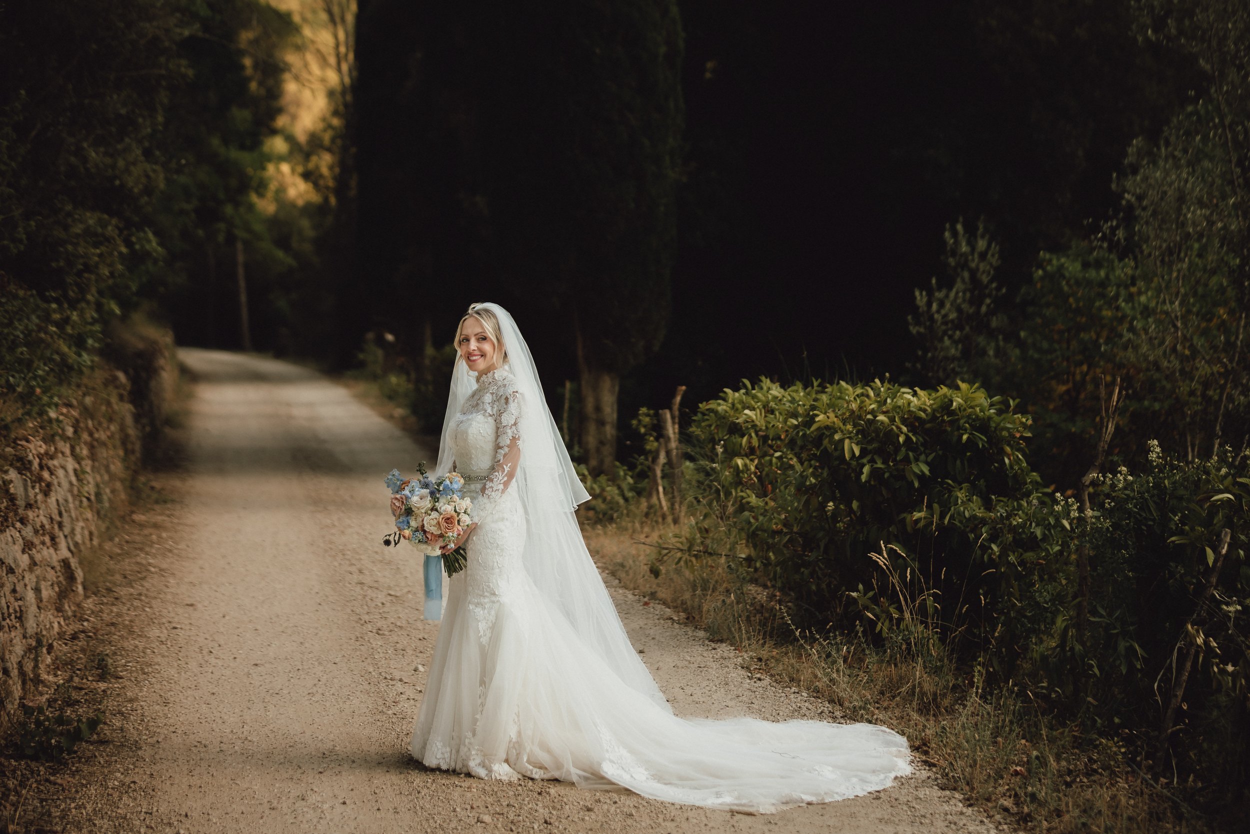 Destination wedding in Umbria Abbazia di San Pietro in Valle Giulia Barabani wedding planner 