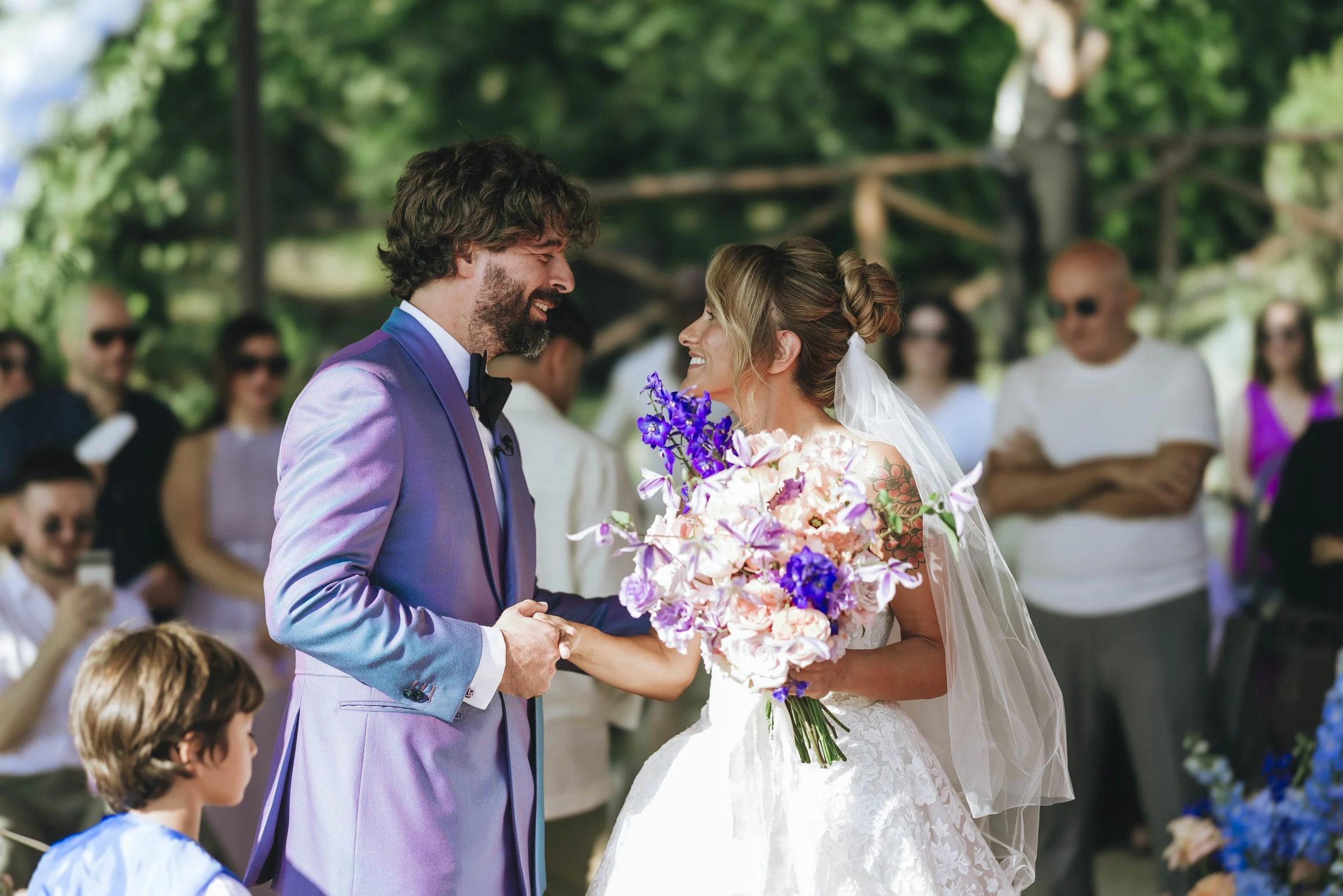 Wedding Ceremony at Castello di Petrata  Giulia Barabani destination wedding planner in Umbria