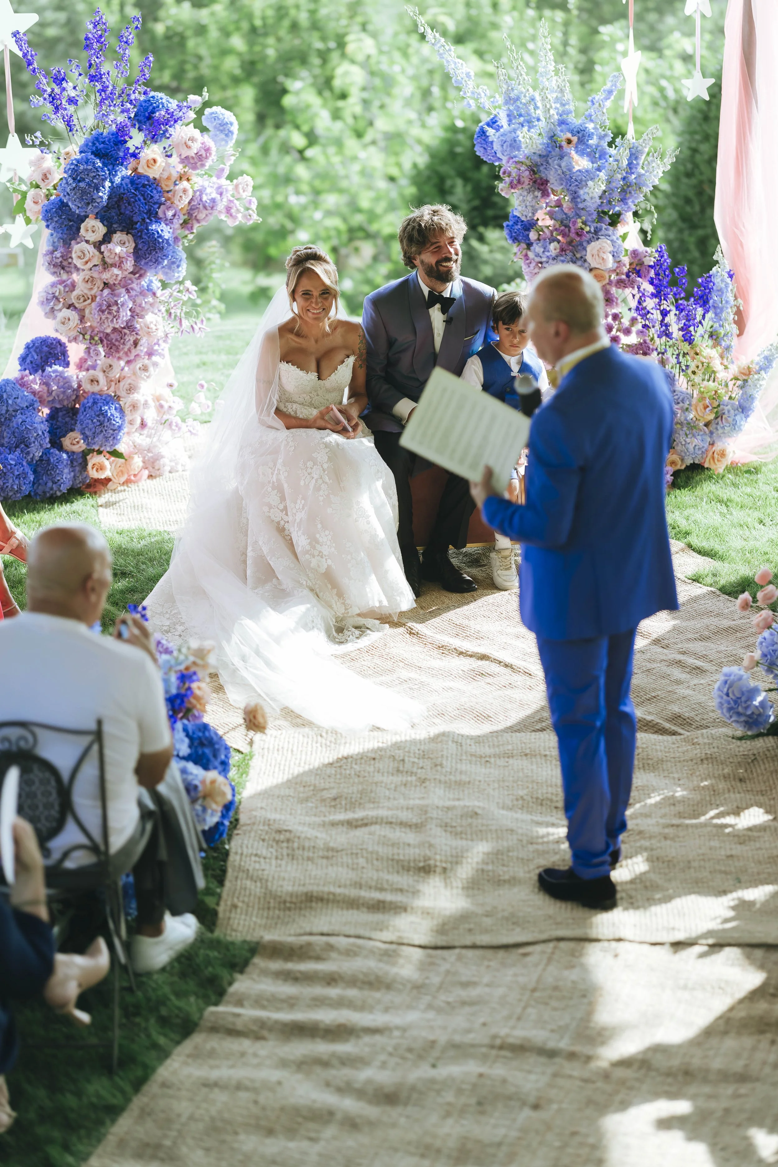 Wedding Ceremony at Castello di Petrata  Giulia Barabani destination wedding planner in Umbria