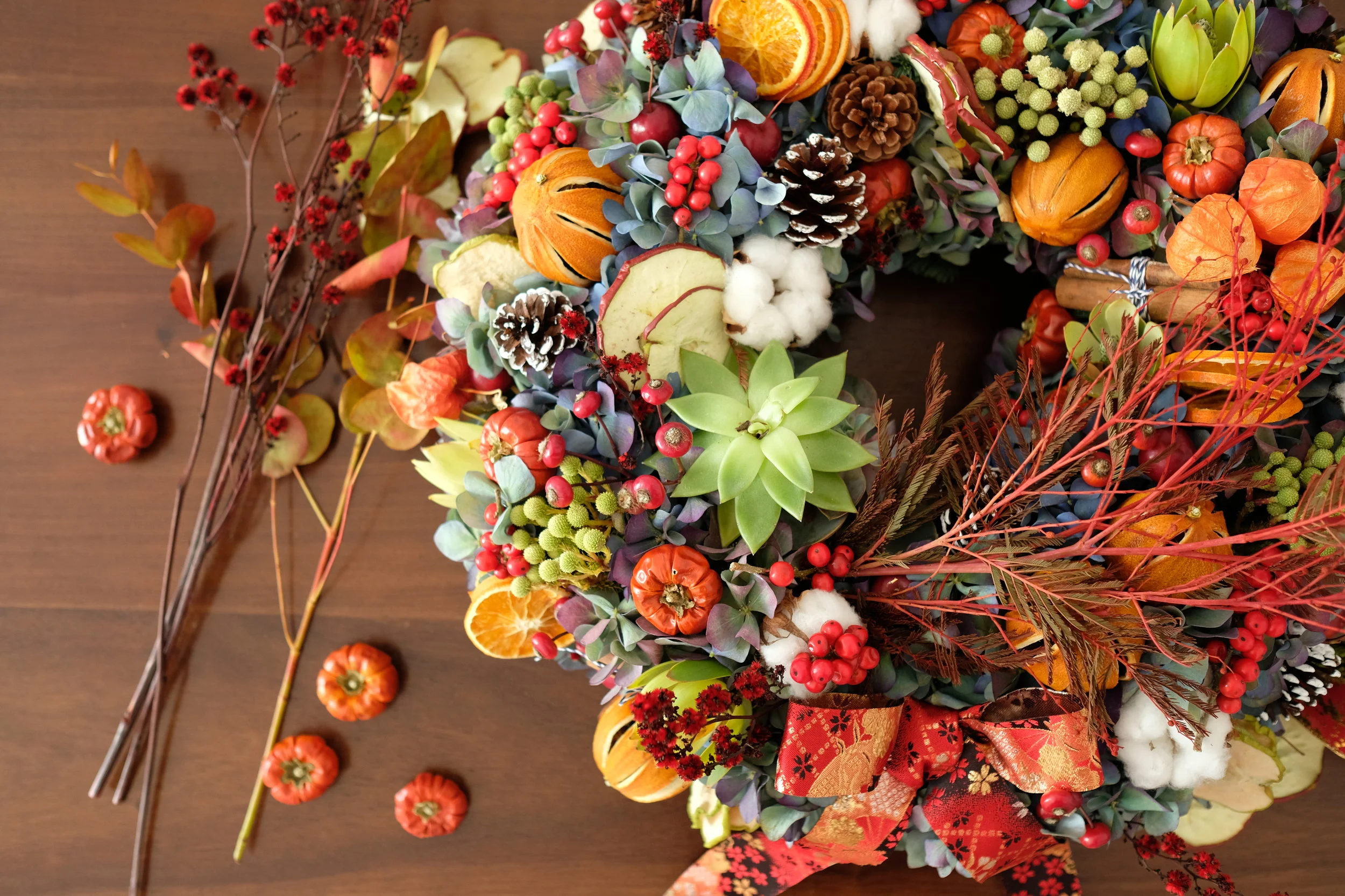 Christmas Wreath with in BLUE Workshop