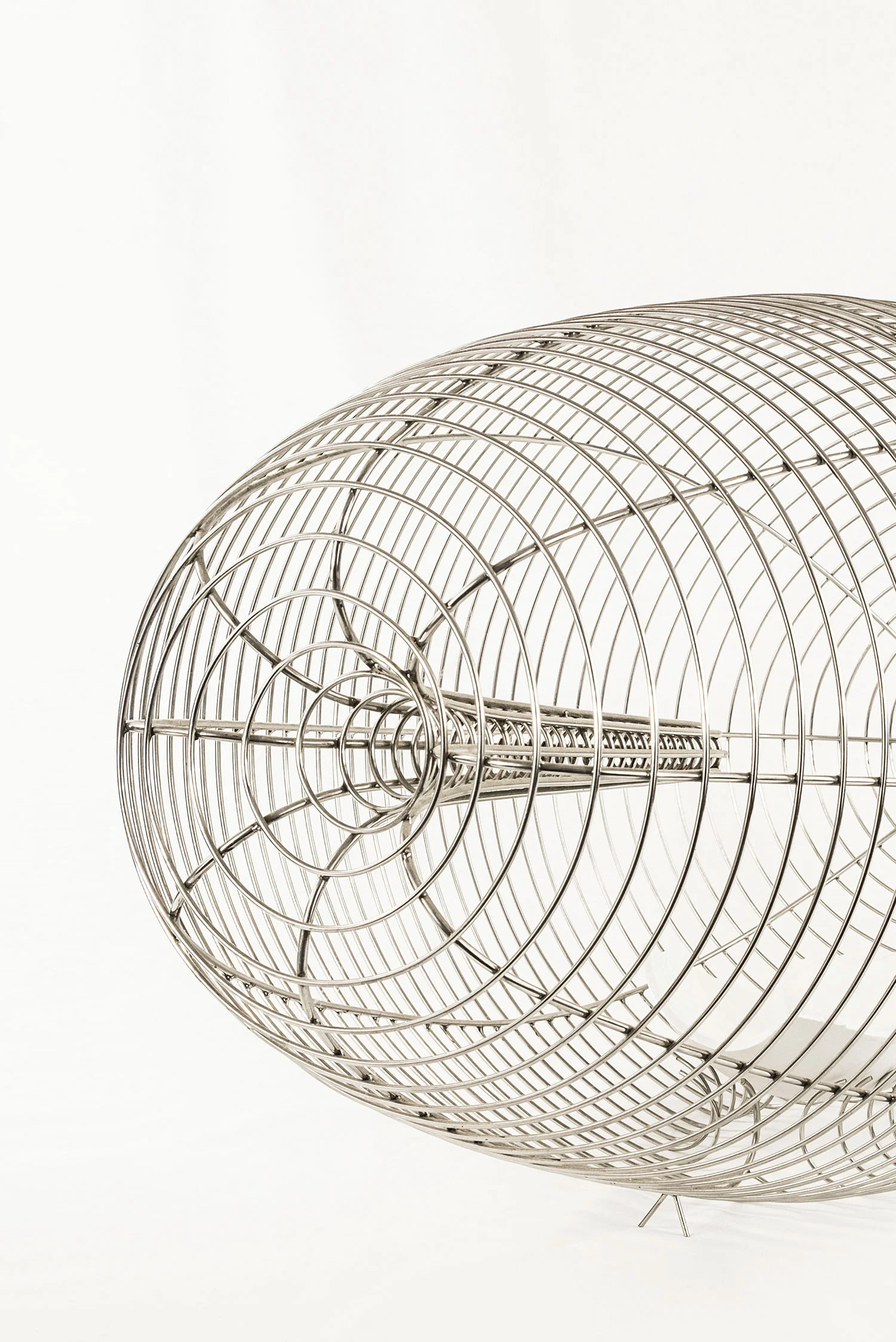 studiodannyvenlet_productdesign_cagesauxfolles_veerlewenes_7.jpg