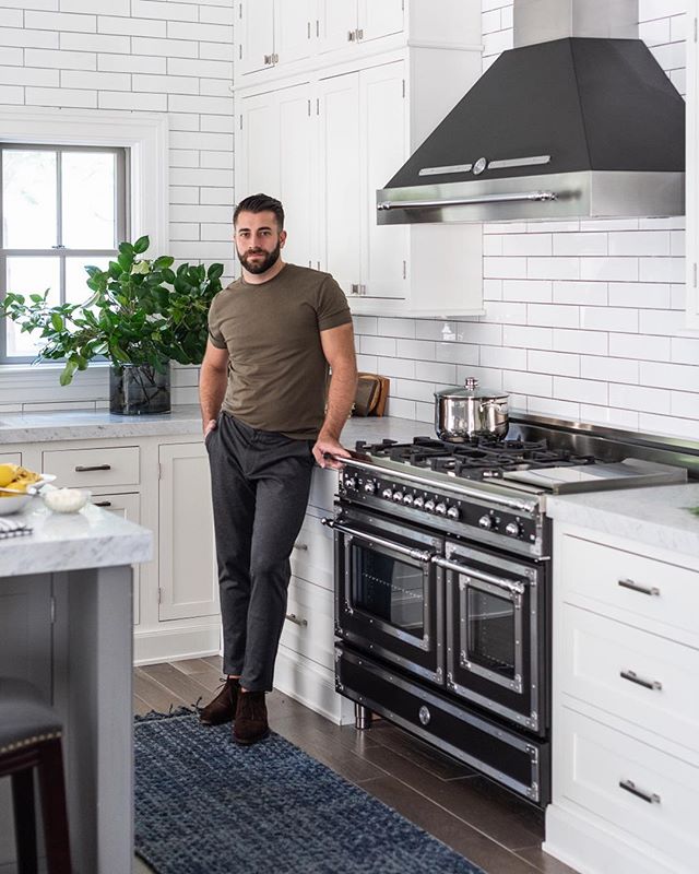 @abuzzetta in his Sag Harbor kitchen. Styling by @miraevnine