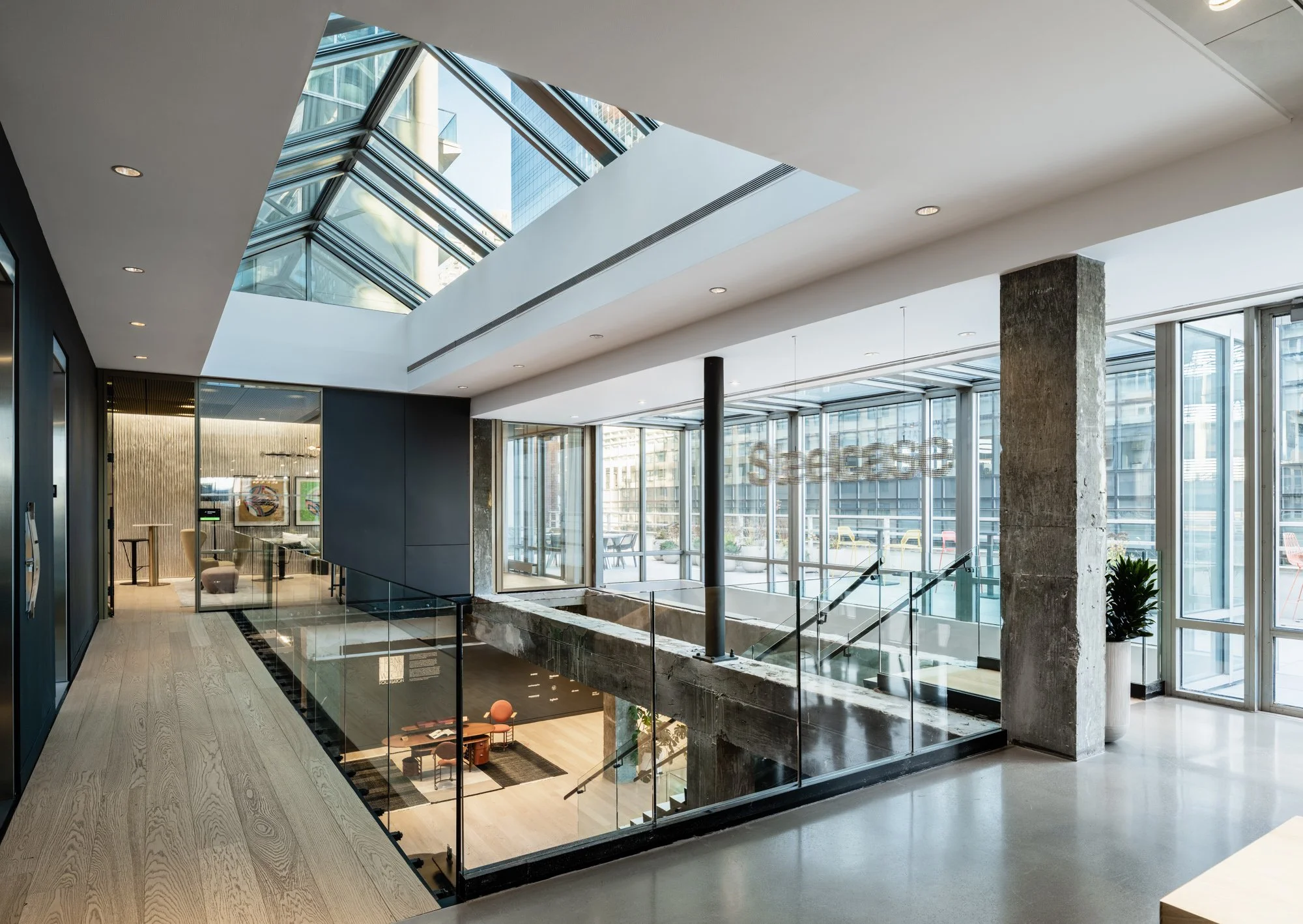 2022.12.09 Young Projects Steelcase - 0019.jpg