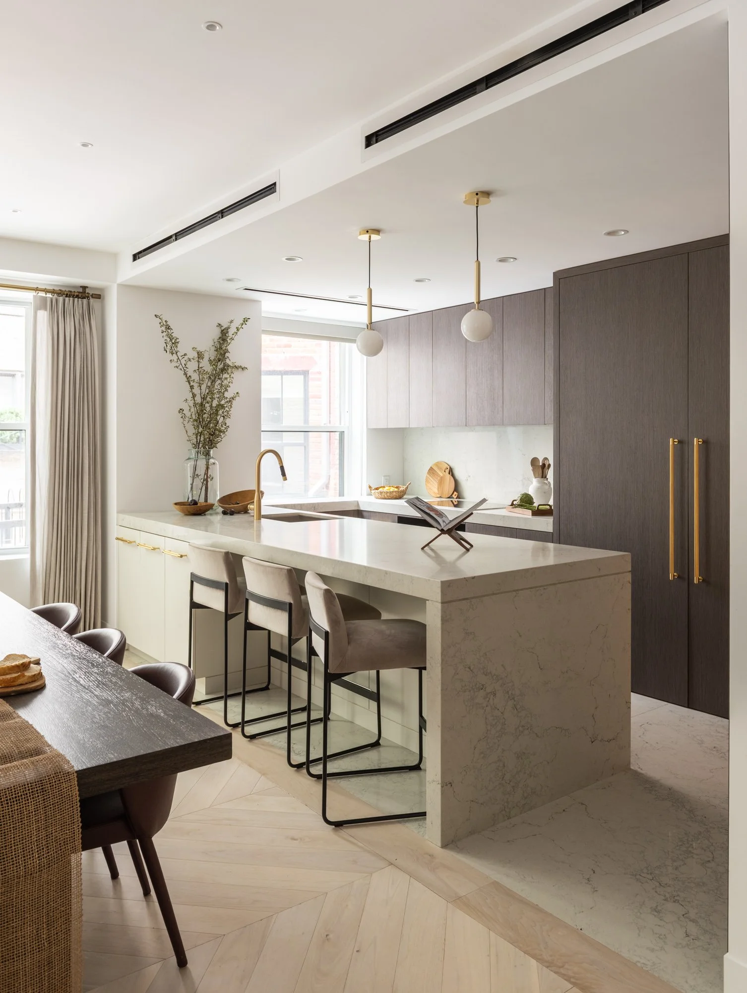 2022.06.22 Alexander Butler - 70E77 - 0111.jpg