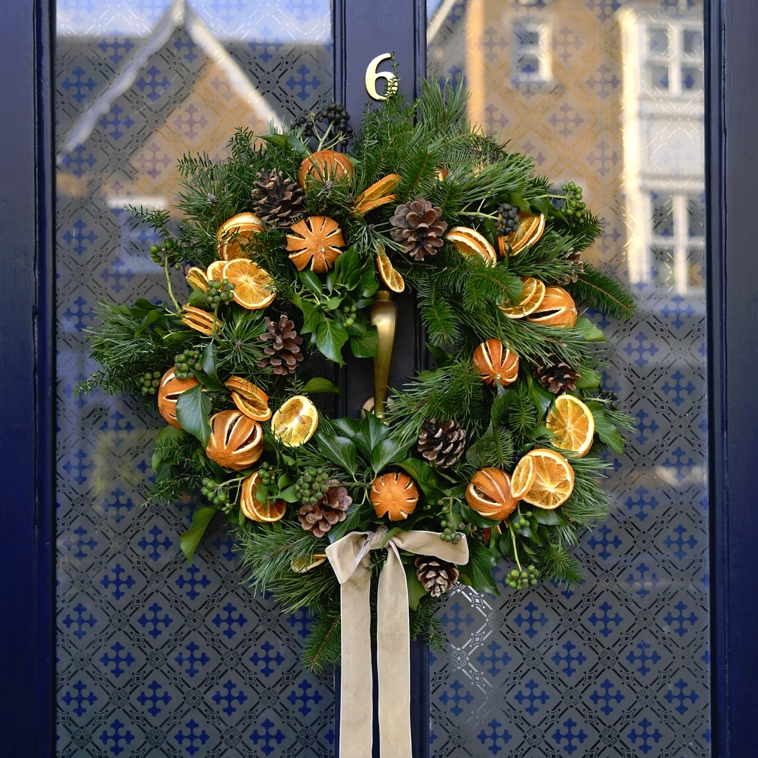 Lady+Marmalade+Christmas+Wreath+by+Rebel+Rebel.png