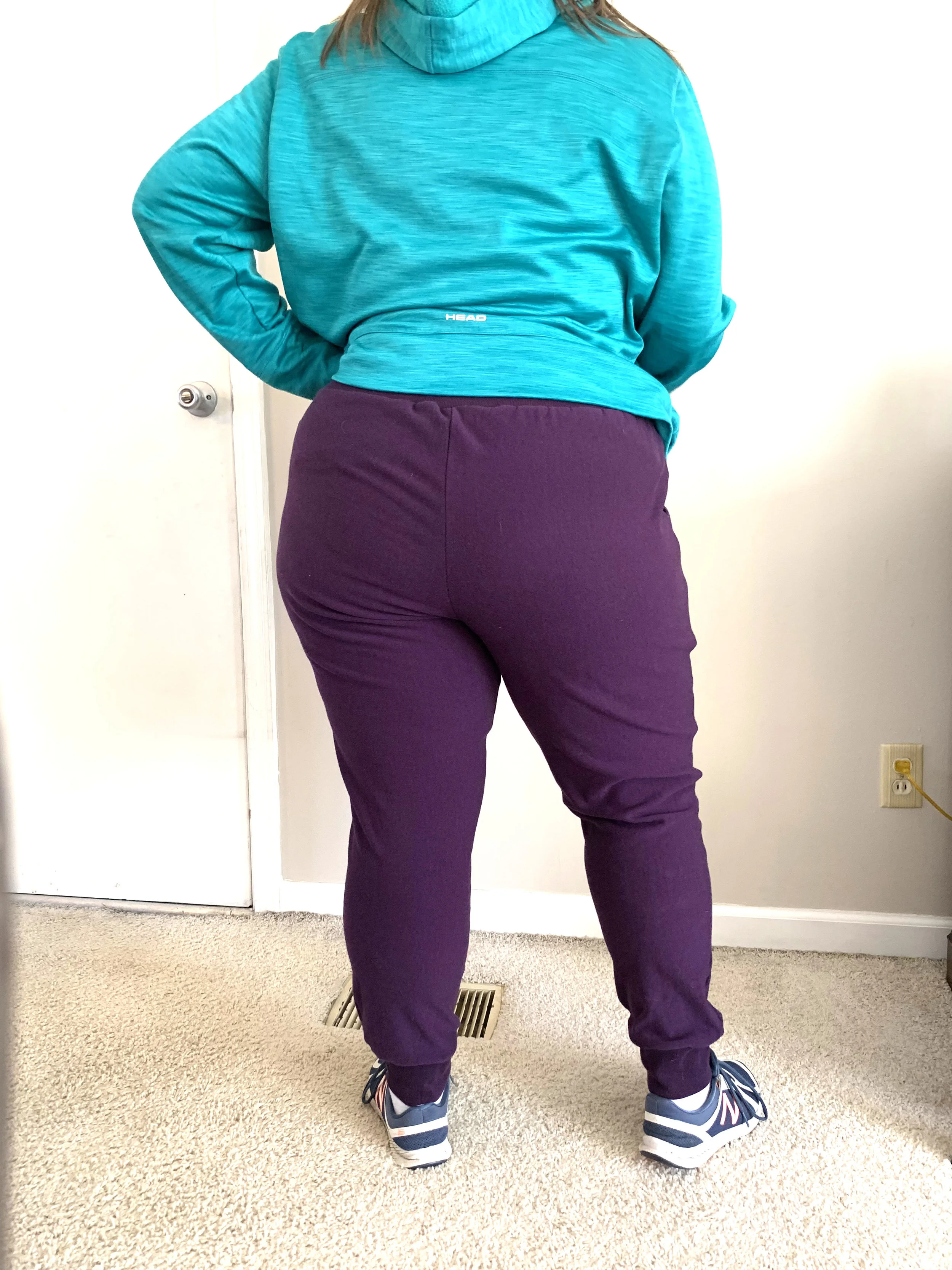 Skye Joggers 5.jpg