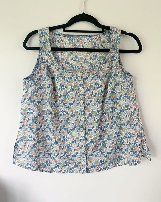 Next up in the @truebias Southport Dress parade is a tank top version (hack instructions found on the True Bias blog) in Liberty tana lawn. 😍😍😍 Liberty is so special and since this is also for my daughter, you KNOW that I love her a whole lot if I