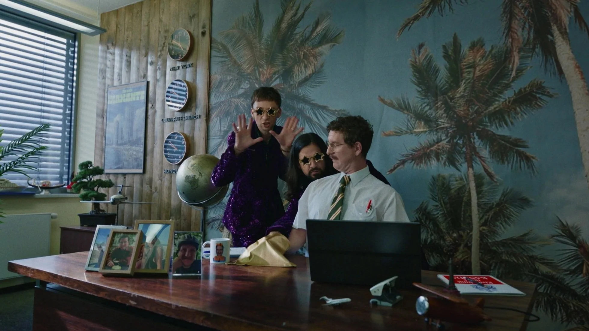 Canva "Work your Magic"