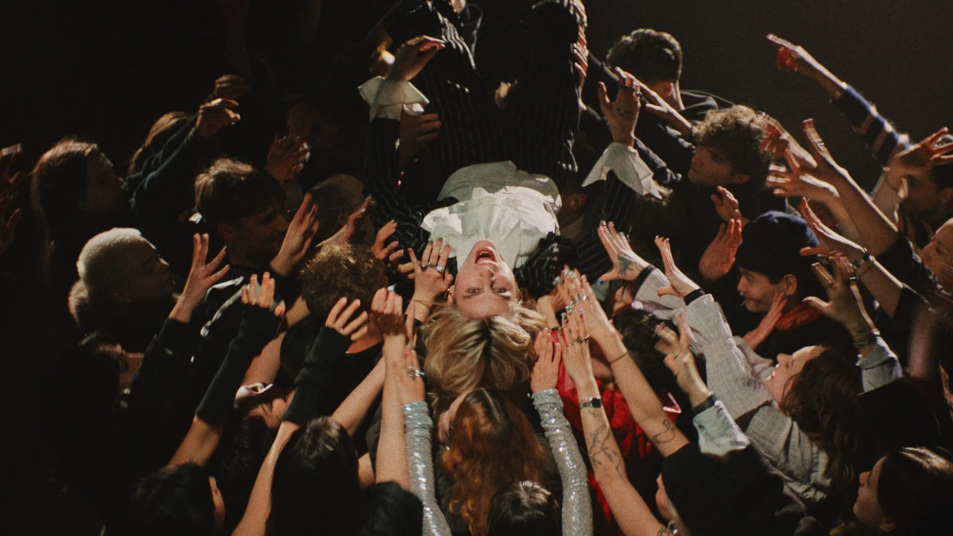 Wavvy Boi "Black Glitter"