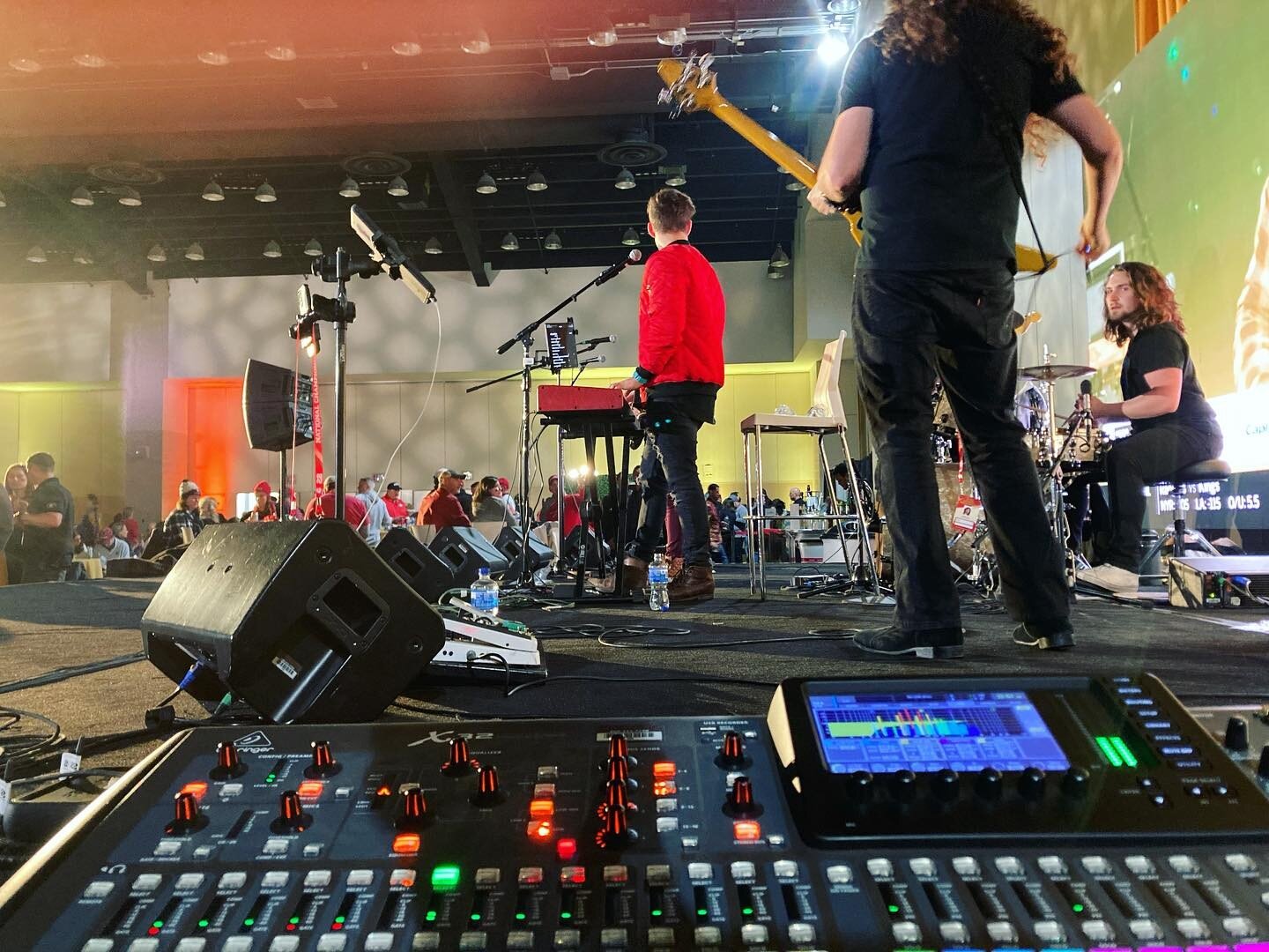 ▶️ Here&rsquo;s a few more from Monday&rsquo;s gig 🤘 🏈