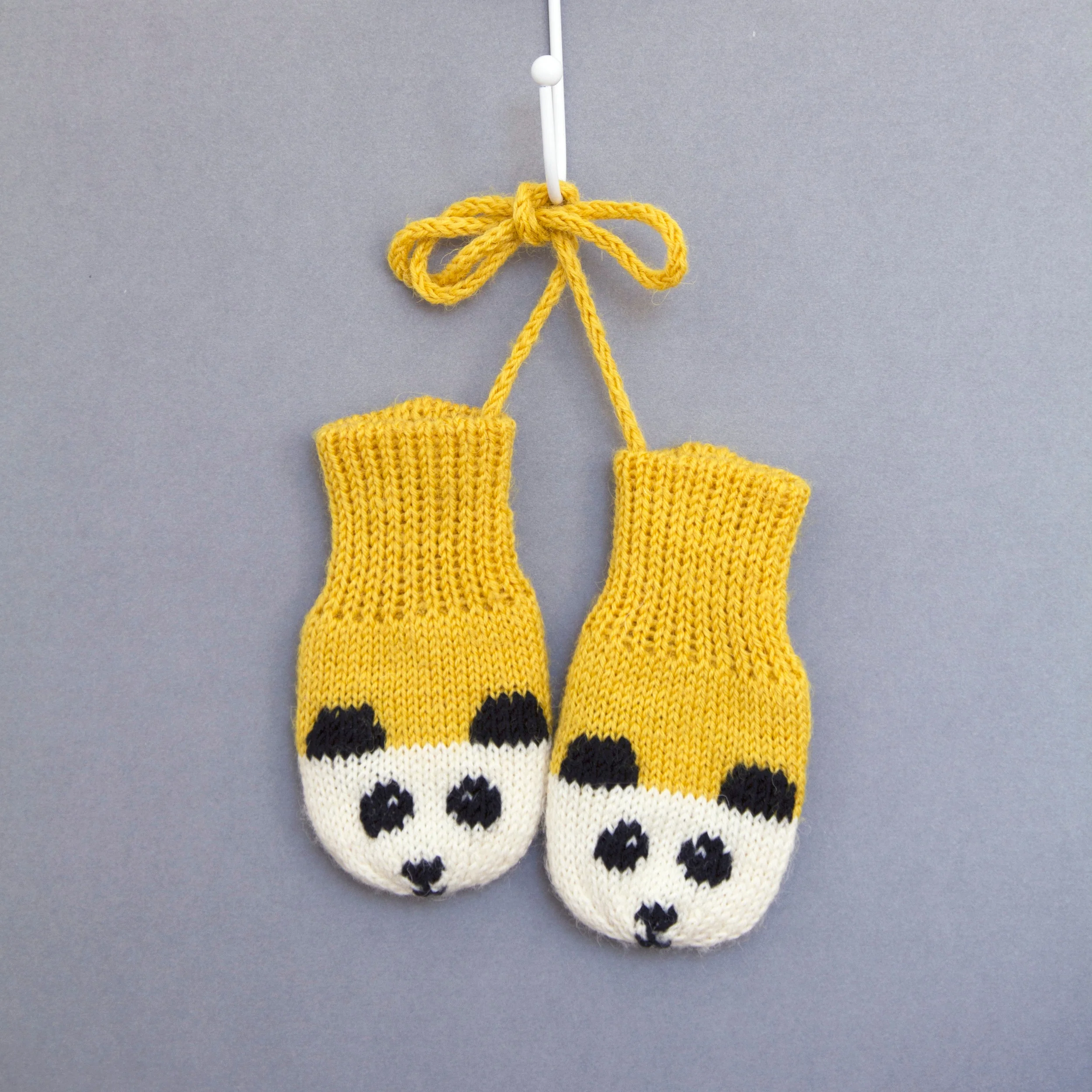 childrens+mittens+-+yellow.jpg
